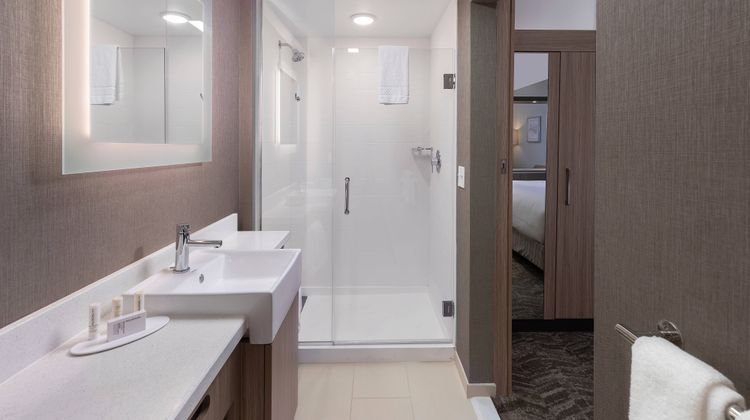 SpringHill Suites Amelia Island Room