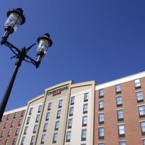 Courtyard by Marriott Hamilton