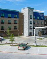 Fairfield Inn & Suites South Denton Area