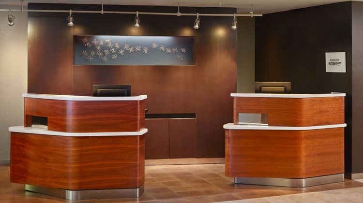 Courtyard by Marriott Atlanta Alpharetta Exterior