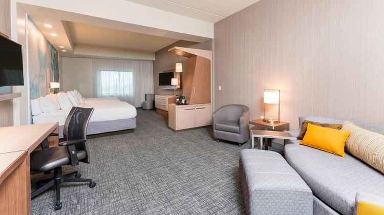 Courtyard Mt Pleasant-Central Michigan Room