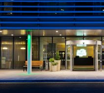 Holiday Inn London – Whitechapel Exterior