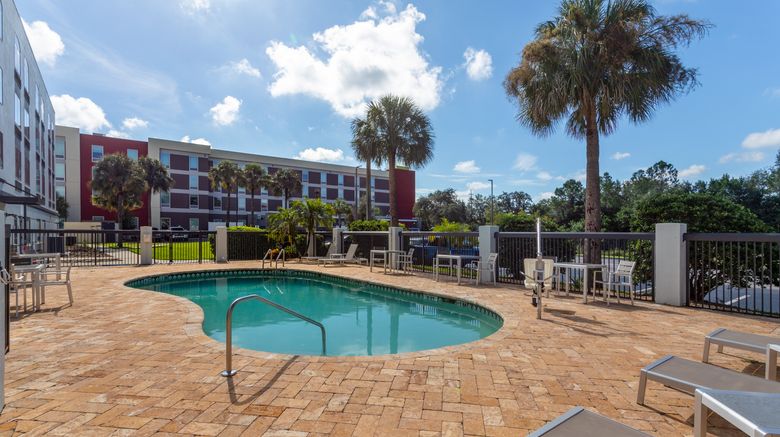 <b>Holiday Inn Tampa North Pool</b>. Images powered by <a href="https://www.leonardoworldwide.com/" title="Leonardo Worldwide" target="_blank">Leonardo</a>.