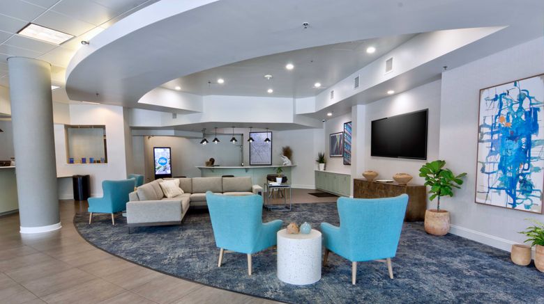<b>Holiday Inn University Center Lobby</b>. Images powered by <a href="https://www.leonardoworldwide.com/" title="Leonardo Worldwide" target="_blank">Leonardo</a>.