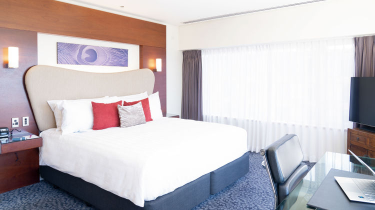 Crowne Plaza Auckland Room