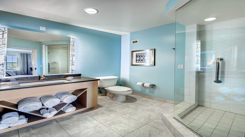 <b>Hotel Indigo Jacksonville Deerwood Park Room</b>. Images powered by <a href="https://www.leonardoworldwide.com/" title="Leonardo Worldwide" target="_blank">Leonardo</a>.