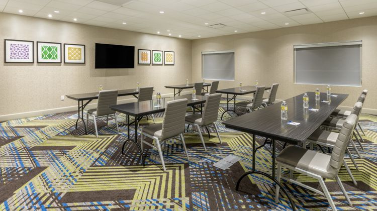 Holiday Inn Express & Suites Watertown Meeting