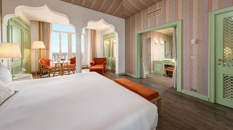 Hotel Excelsior Room