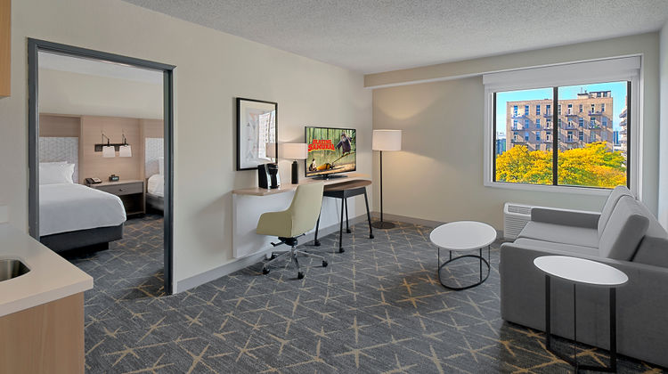 Holiday Inn Chicago-Downtown Suite