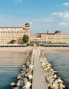 Hotel Excelsior