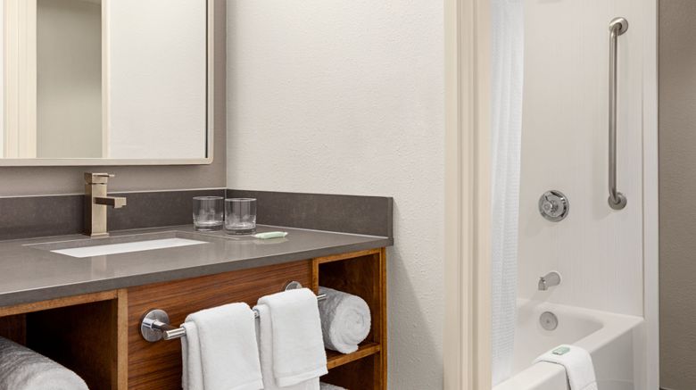 <b>Courtyard Houston Sugar Land/Stafford Room</b>. Images powered by <a href="https://www.leonardoworldwide.com/" title="Leonardo Worldwide" target="_blank">Leonardo</a>.