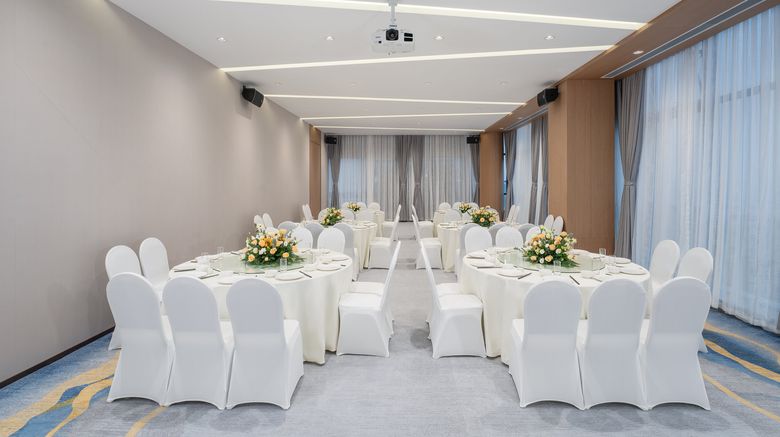 <b>Holiday Inn Express Pidu Meeting</b>. Images powered by <a href="https://www.leonardoworldwide.com/" title="Leonardo Worldwide" target="_blank">Leonardo</a>.