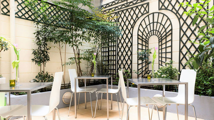 Hotel Glasgow Monceau by Patrick Hayat Exterior
