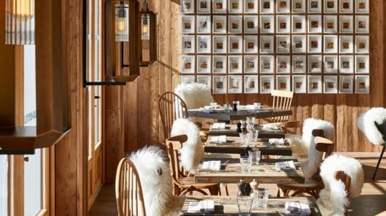<b>Ecrin Blanc Courchevel Restaurant</b>. Images powered by <a href="https://www.leonardoworldwide.com/" title="Leonardo Worldwide" target="_blank">Leonardo</a>.