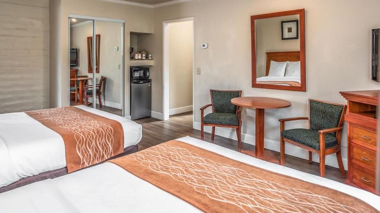 The Inn at 1252 Monterey Room