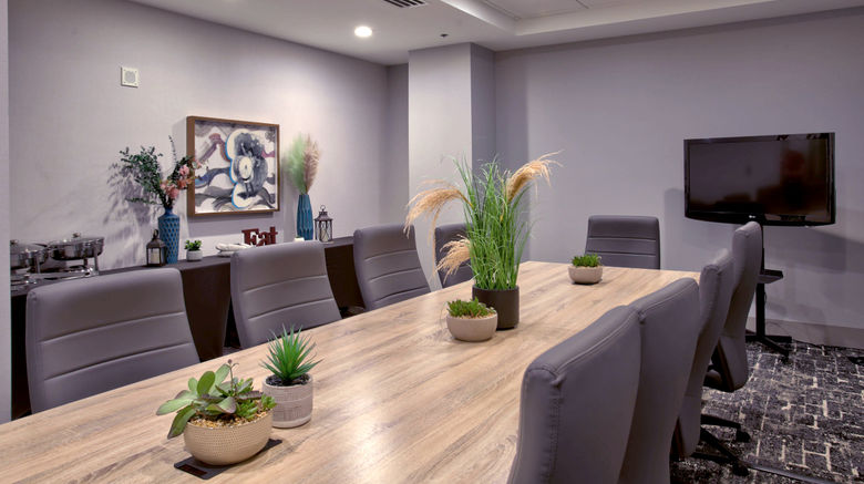 <b>Hotel Indigo New Orleans French Quarter Meeting</b>. Images powered by <a href="https://www.leonardoworldwide.com/" title="Leonardo Worldwide" target="_blank">Leonardo</a>.