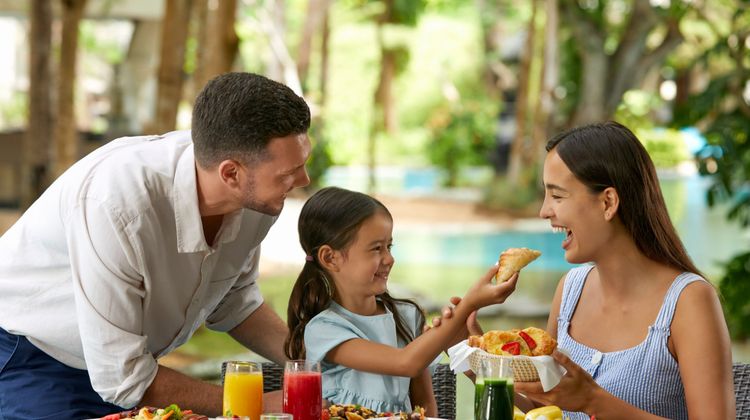 Courtyard by Marriott Bali NUSA Dua Resort Restaurant