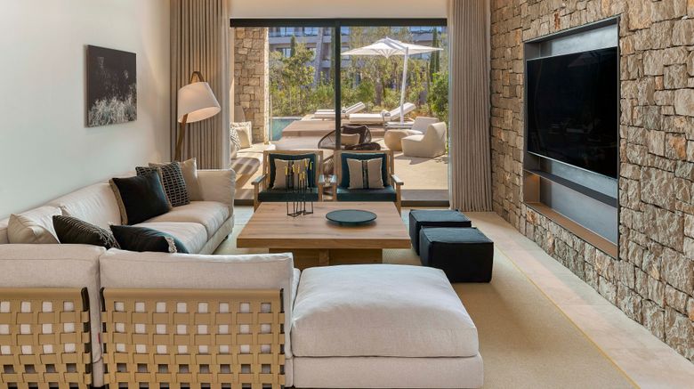 <b>W Costa Navarino Lobby</b>. Images powered by <a href="https://www.leonardoworldwide.com/" title="Leonardo Worldwide" target="_blank">Leonardo</a>.