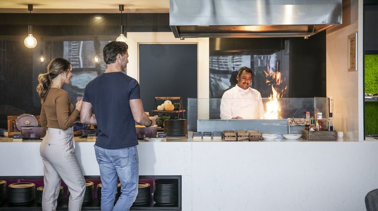 <b>Voco Brisbane City Centre Restaurant</b>. Images powered by <a href="https://www.leonardoworldwide.com/" title="Leonardo Worldwide" target="_blank">Leonardo</a>.