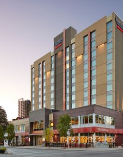 Fairfield Inn & Suites Calgary Downtown