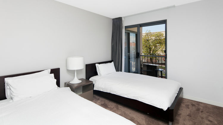 Astra Apartments The Griffin Room