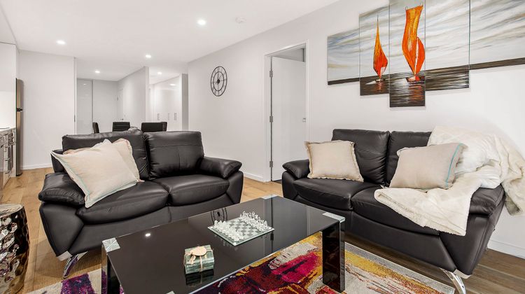 Astra Apartments Newcastle Room