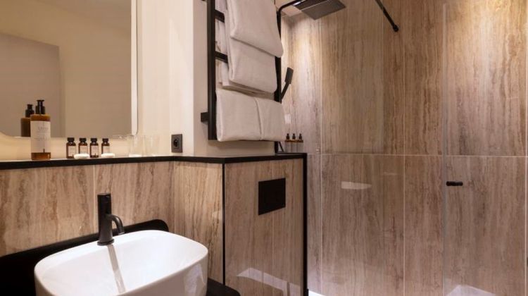 Hotel Toujours Room
