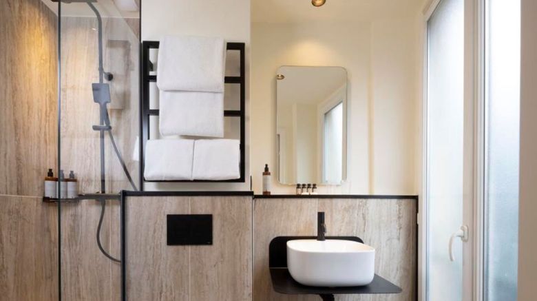 <b>Hotel Toujours Room</b>. Images powered by <a href="https://www.leonardoworldwide.com/" title="Leonardo Worldwide" target="_blank">Leonardo</a>.