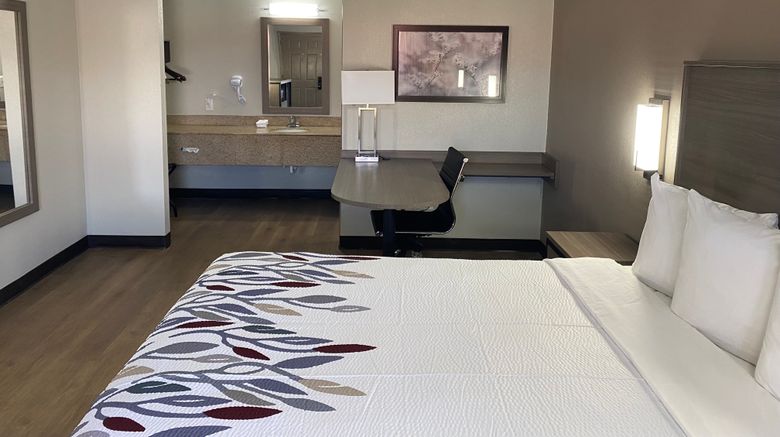 <b>Red Roof Inn Jacksonville Room</b>. Images powered by <a href="https://www.leonardoworldwide.com/" title="Leonardo Worldwide" target="_blank">Leonardo</a>.