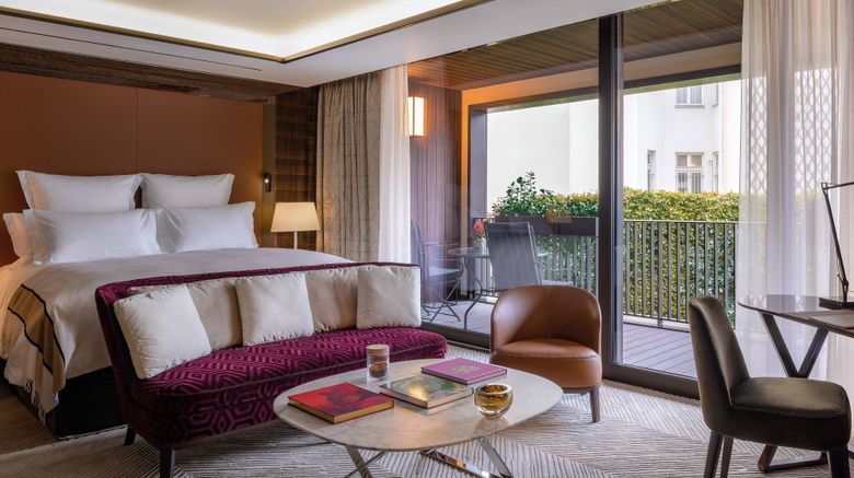 <b>Bulgari Hotel Paris Room</b>. Images powered by <a href=https://www.travelagewest.com/Hotels/Paris/