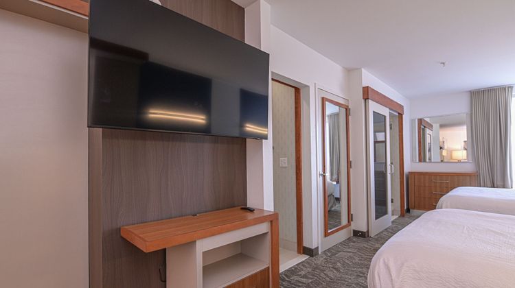SpringHill Suites Grand Forks Suite