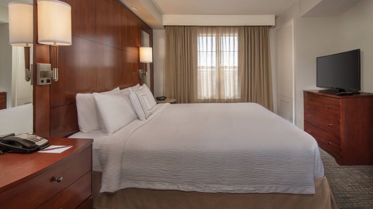 Residence Inn Dulles Arpt at Dulles 28 Room