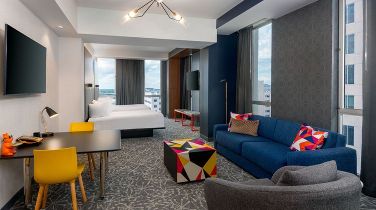 aloft Orlando Downtown Suite
