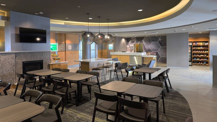 SpringHill Suites Albany-Colonie Lobby