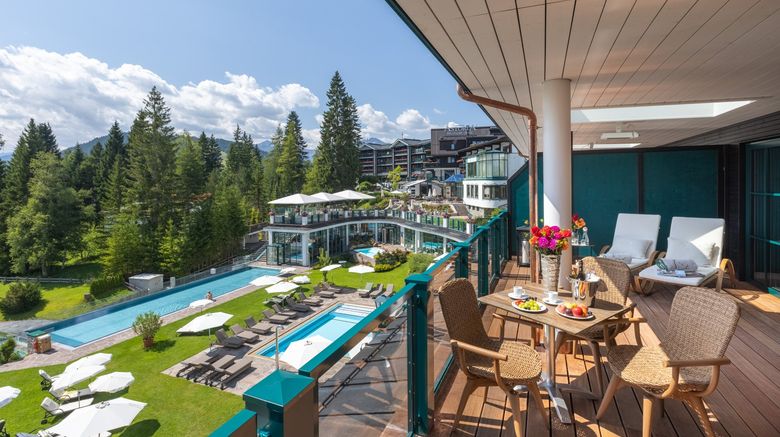 <b>Alpin Resort Sacher Seefeld - Tirol Suite</b>. Images powered by <a href="https://www.leonardoworldwide.com/" title="Leonardo Worldwide" target="_blank">Leonardo</a>.