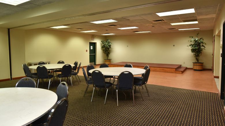 <b>Red Roof Inn Winchester - Lexington East Meeting</b>. Images powered by <a href="https://www.leonardoworldwide.com/" title="Leonardo Worldwide" target="_blank">Leonardo</a>.