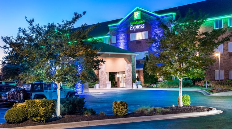 Holiday Inn Express Annapolis E Kent Is Exterior