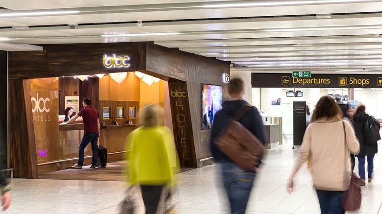 <b>Bloc Hotel Gatwick Airport Lobby</b>. Images powered by <a href="https://www.leonardoworldwide.com/" title="Leonardo Worldwide" target="_blank">Leonardo</a>.