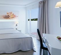 Thb Hotel Maria Isabel Room