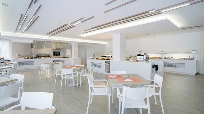 <b>Thb Hotel Maria Isabel Restaurant</b>. Images powered by <a href="https://www.leonardoworldwide.com/" title="Leonardo Worldwide" target="_blank">Leonardo</a>.