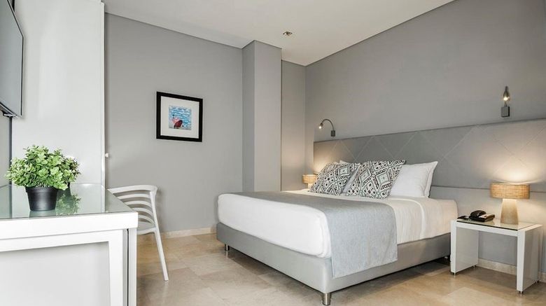 <b>OZ Hotel Room</b>. Images powered by <a href="https://www.leonardoworldwide.com/" title="Leonardo Worldwide" target="_blank">Leonardo</a>.