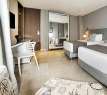 OZ Hotel Room