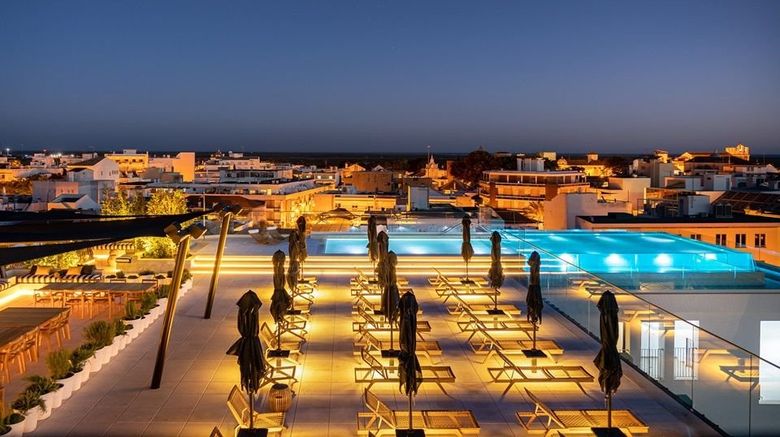 <b>3HB Faro Pool</b>. Images powered by <a href=https://www.travelagewest.com/Hotels/Faro-Portugal/