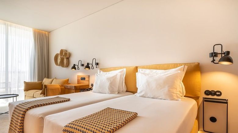 <b>3HB Faro Room</b>. Images powered by <a href=https://www.travelagewest.com/Hotels/Faro-Portugal/