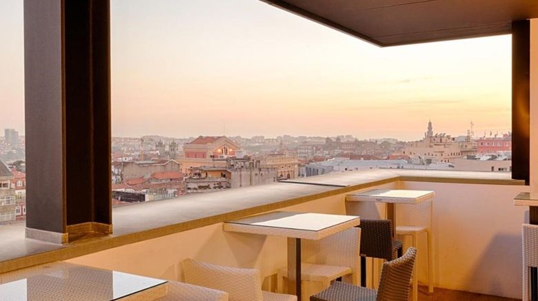 <b>Hotel Premium Porto Downtown Restaurant</b>. Images powered by <a href="https://www.leonardoworldwide.com/" title="Leonardo Worldwide" target="_blank">Leonardo</a>.