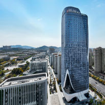 HUALUXE Qingdao Licang