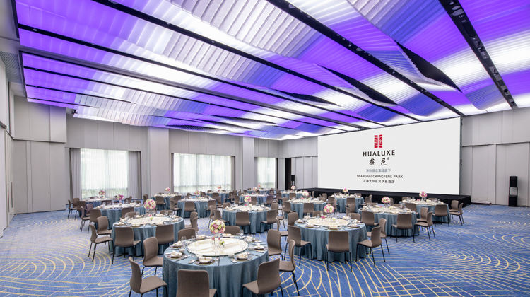 HUALUXE Changfeng Park Ballroom