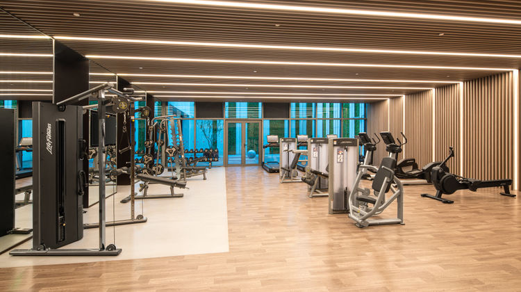 HUALUXE Changfeng Park Health Club