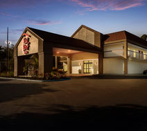 Red Roof Inn Tupelo Exterior