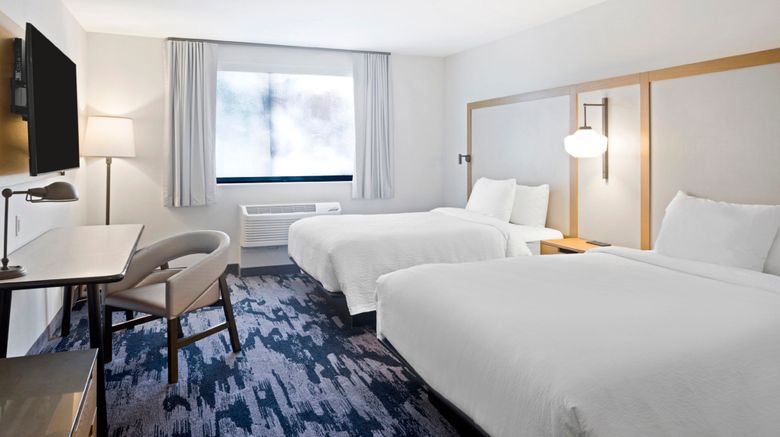 <b>Fairfield Inn & Suites Pacific Beach Room</b>. Images powered by <a href="https://www.leonardoworldwide.com/" title="Leonardo Worldwide" target="_blank">Leonardo</a>.